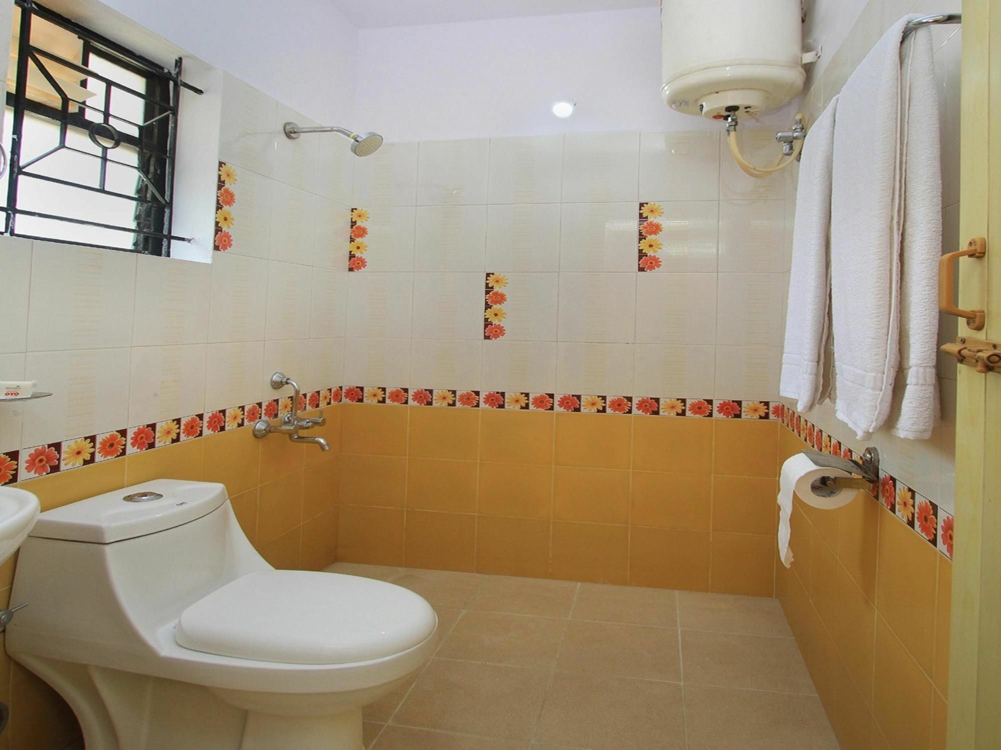 Flagship Hotel Shelton Suites Yelahanka Extérieur photo
